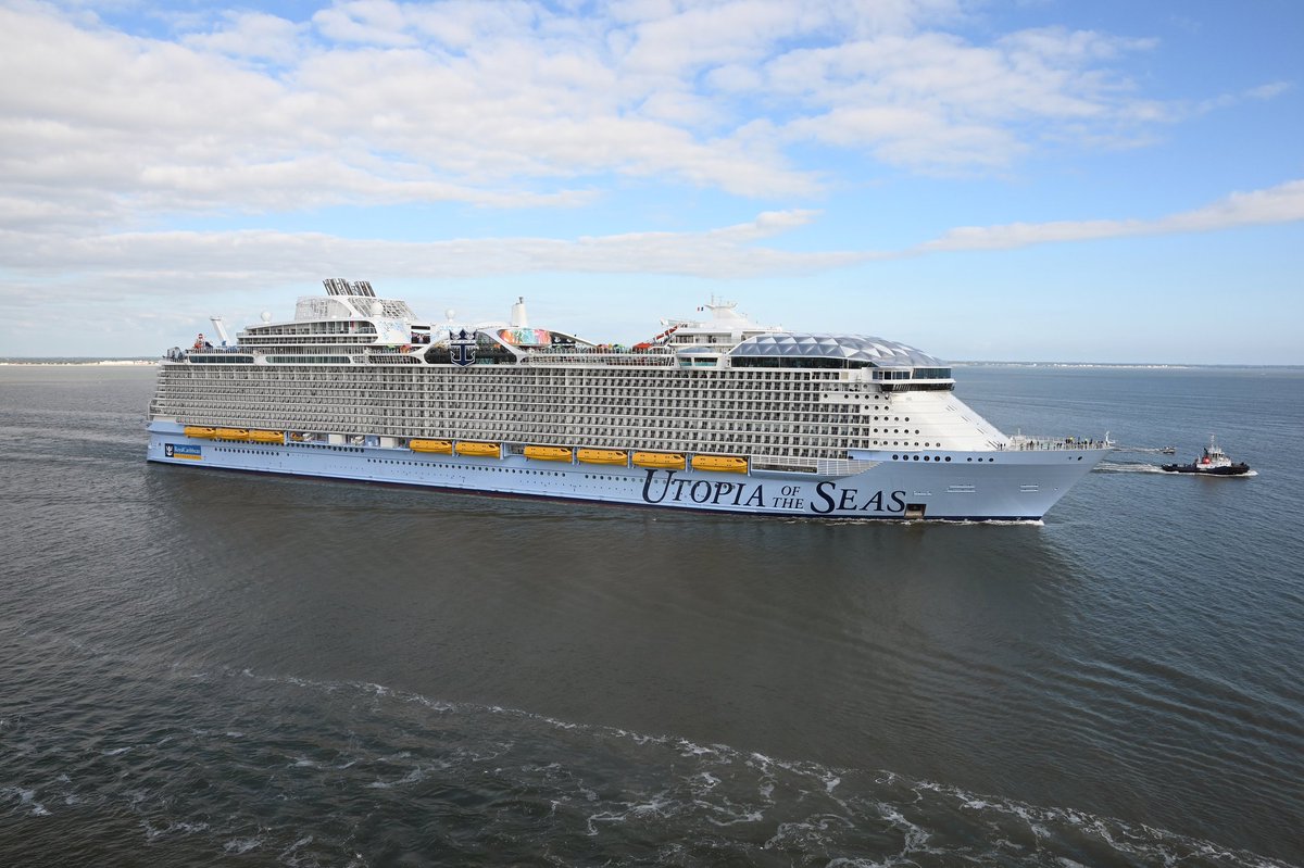 nauticallyspeak's tweet image. Cruise Ship A to Z back again.

We are back to the beginning so today's  letter is U.

U is for Utopia of the Seas.

Now let's see your cruise ship photos beginning with the letter U. 

Image - Royal Caribbean

#cruiseshipsatoz #forfun  #followersparticipation #nauticallyspeaking