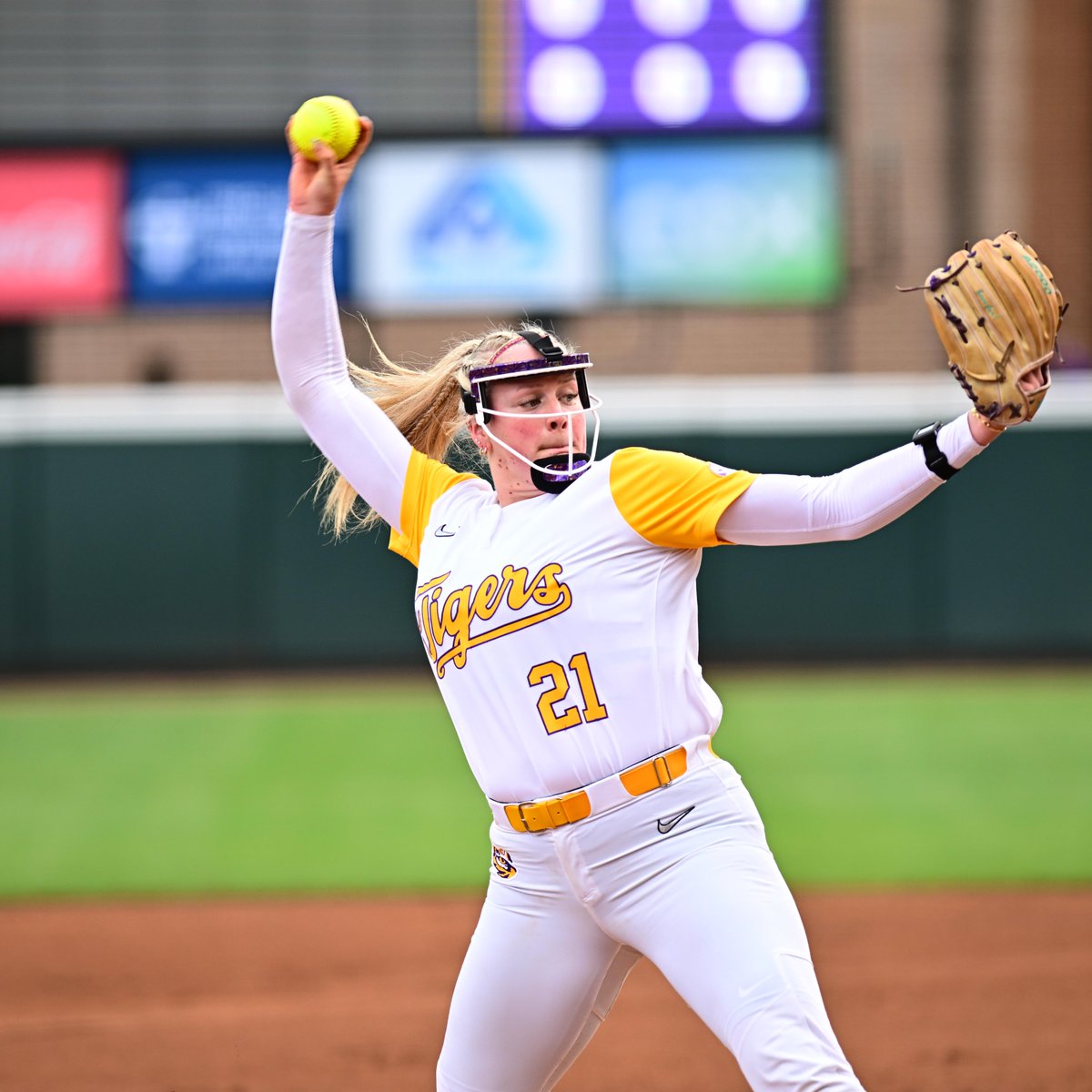LSU Softball tweet media