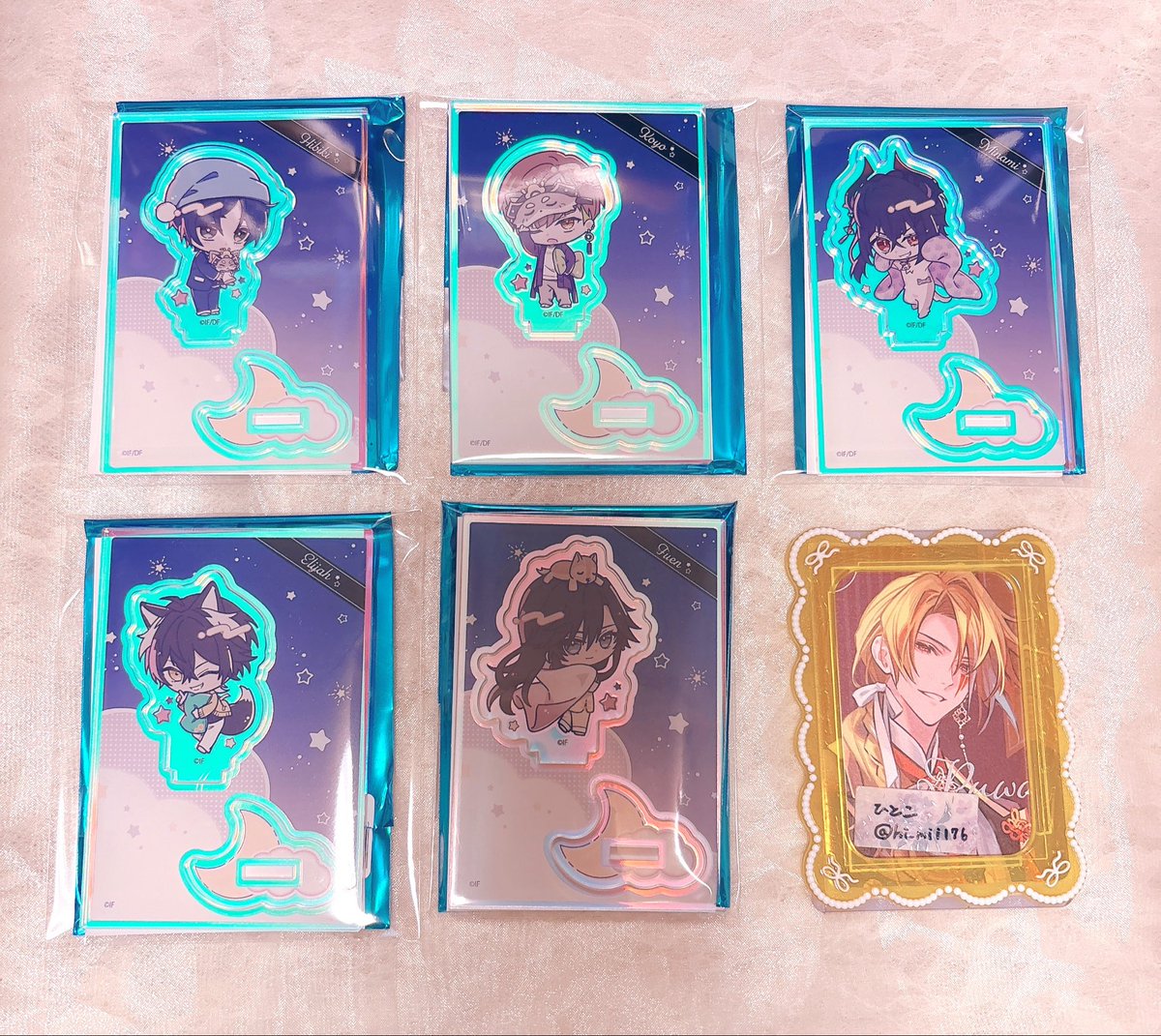 ひとこ tweet media