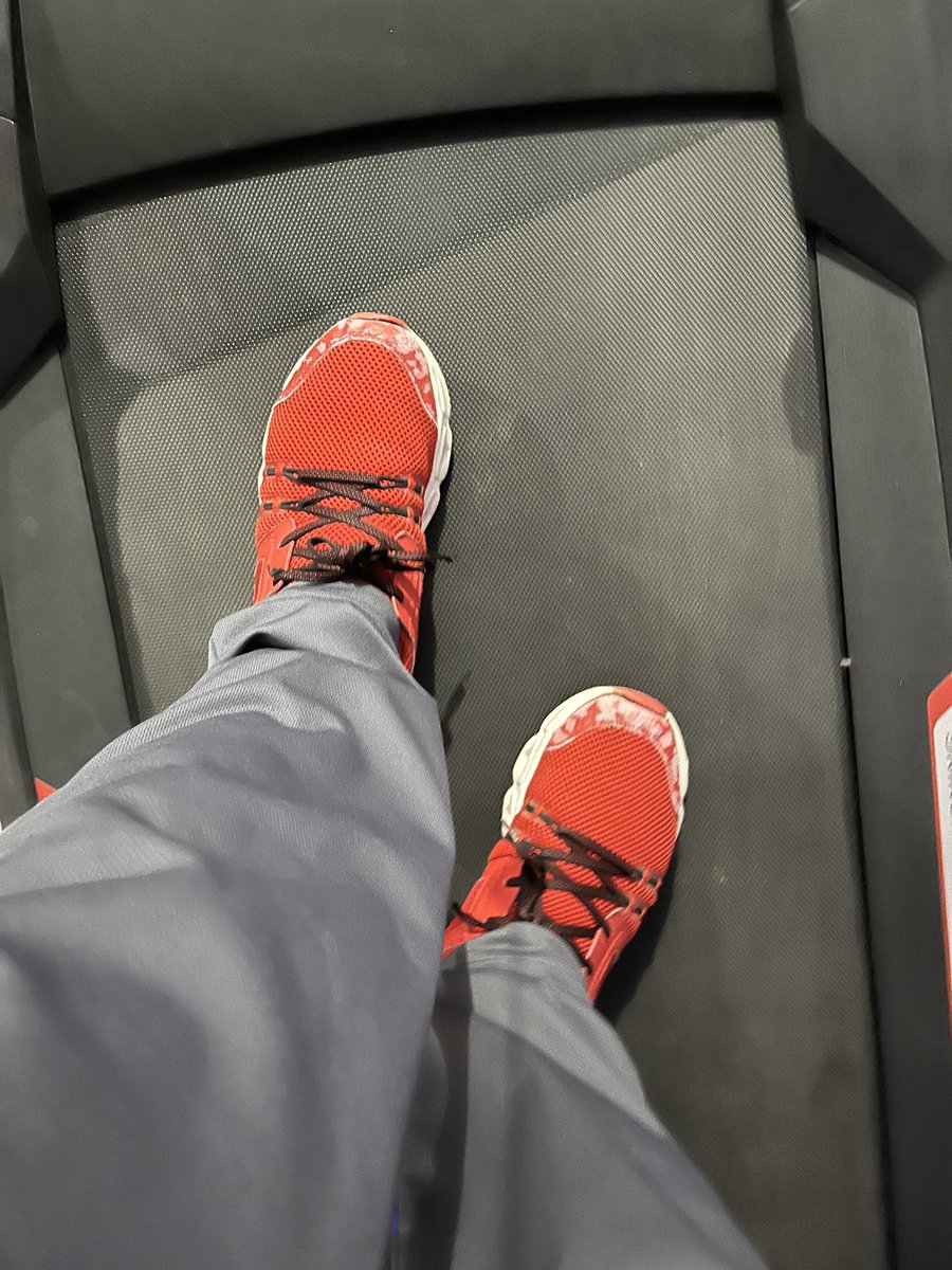 sa06540728's tweet image. 🦵🏼💪🏼#Fit