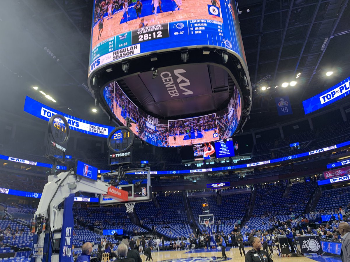 MarkMosesShow's tweet image. Must win tonight!! @OrlandoMagic #OrlandoMagic