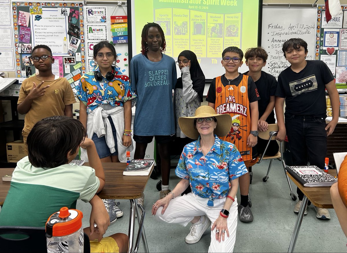 MsGarcia65's tweet image. Administrator Spirit Week #VacationFriday 🌺 #FriYay 🥳 #WhatABlessing 🙏🏼#NorthsideUnstoppable 💪🏼#SkyhawkPride 💙💚#Thirty_Two_rrific_Years 
🥉🥈#TeachYourHeartOut ❤️ #VHawks 🪽 #imsogladwehadthistimetogether 👂🏼#mimiandcompany 💋