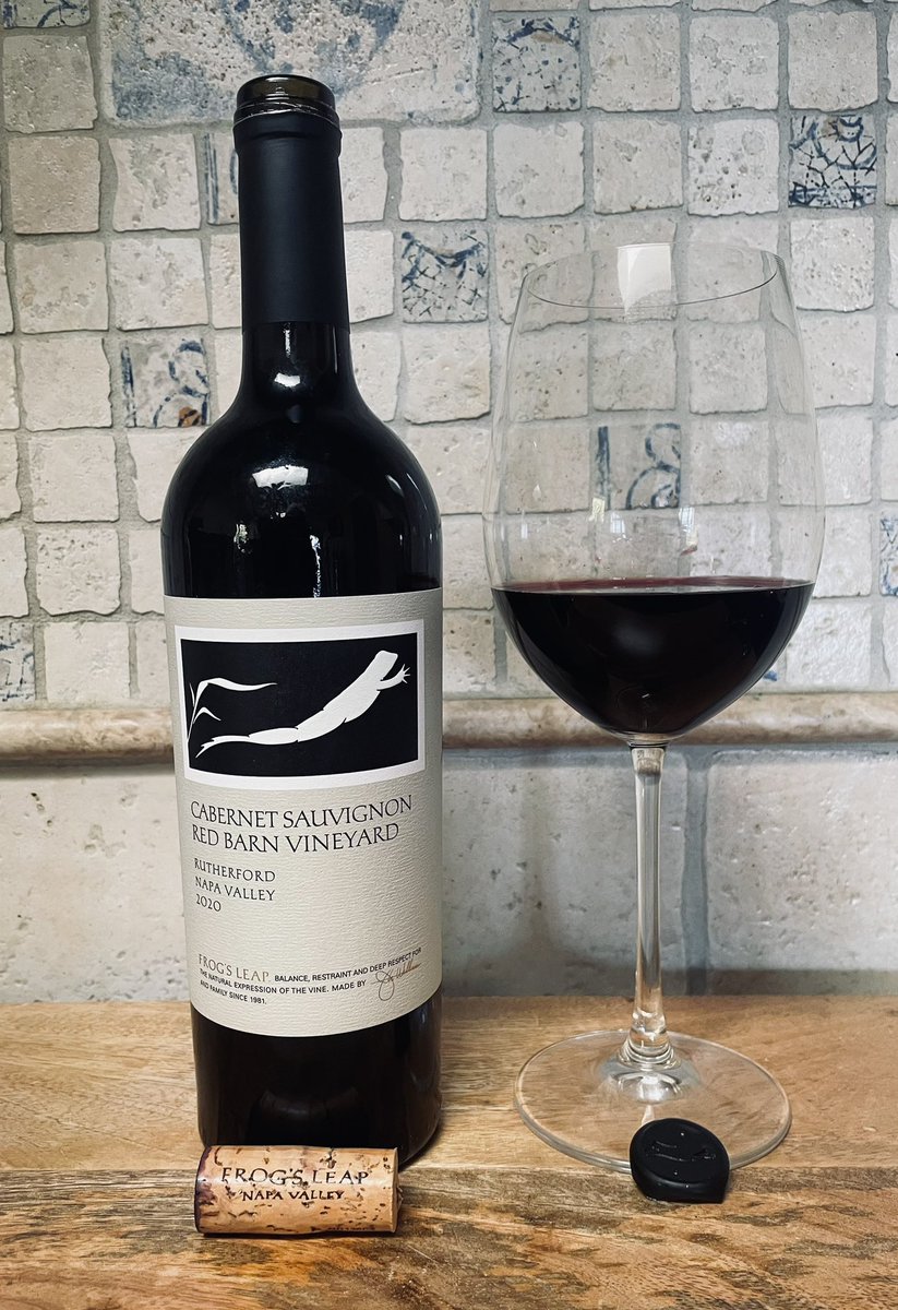 BartlettBacchus's tweet image. Time for a Frog’s Leap Red Barn Vineyard Cabernet Sauvignon. #NapaValley #Wine