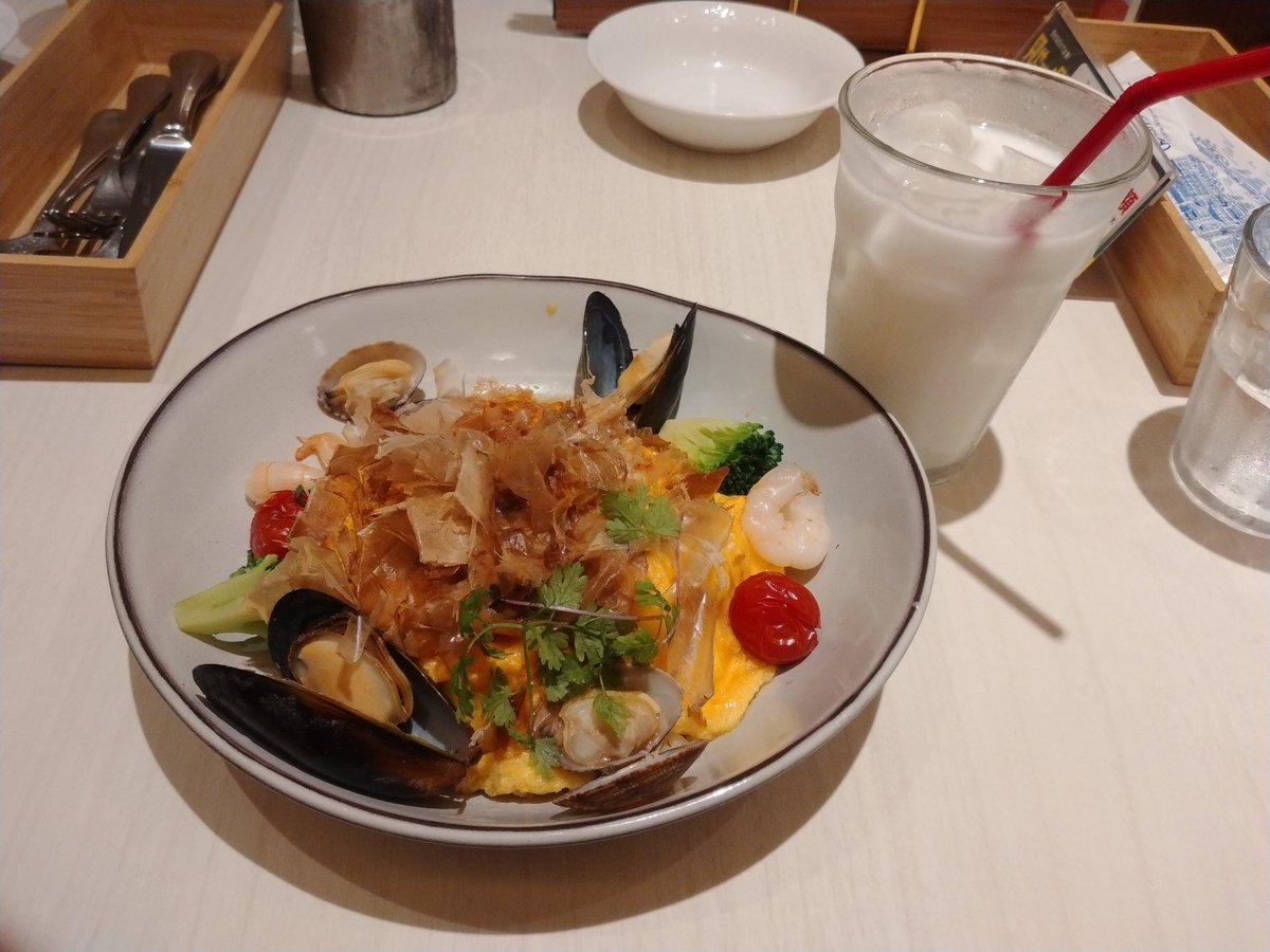 ちかこ tweet media