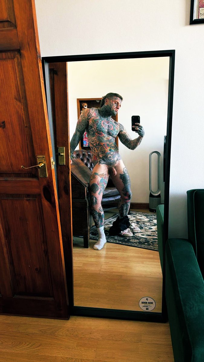 EVERGREEN🌲 tweet media