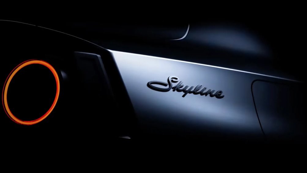 rpmculture's tweet image. #nissan has teased the new skyline 👀