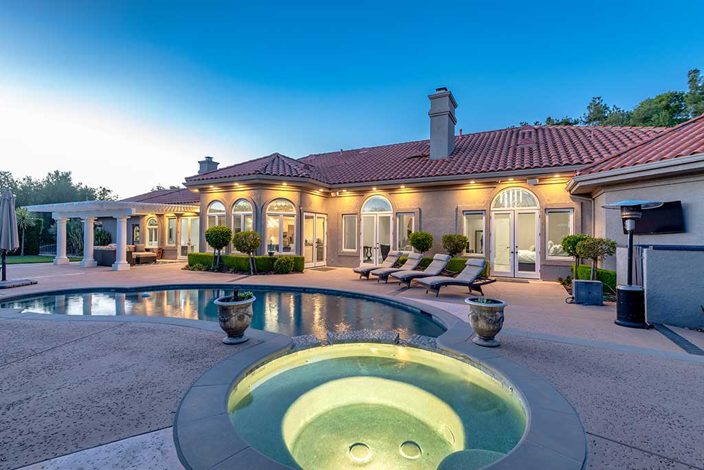 Dream Homes Magazine tweet media