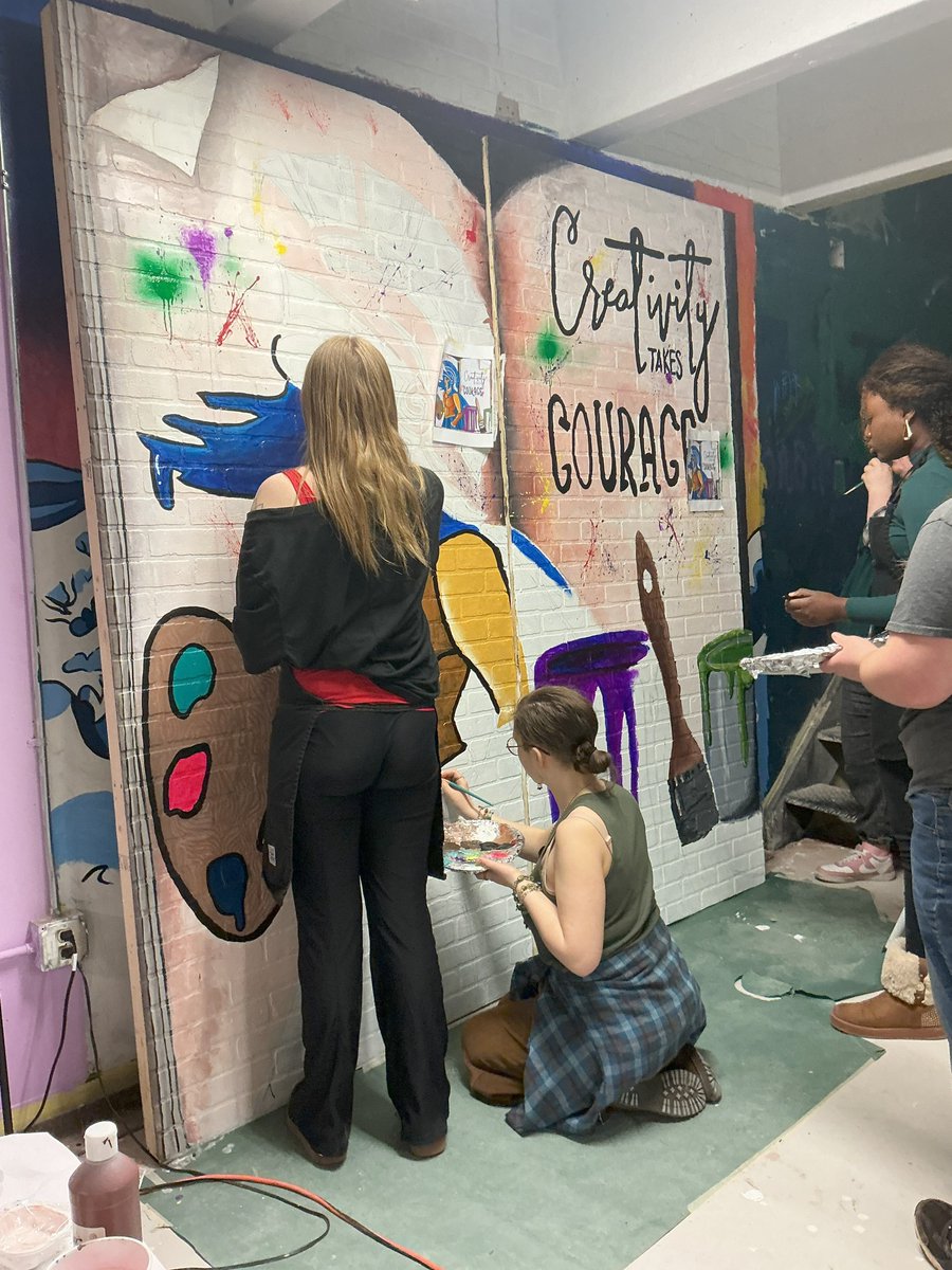 FargoNDSchools's tweet photo. North High School students in the advanced art class and Art Club collaborated to design and paint an 8-foot by 8-foot mural that is now on display at West Acres Mall. The square panels connect to panels created by students at other area schools and can be viewed near Best Buy. https://t.co/vjutVXdyRd