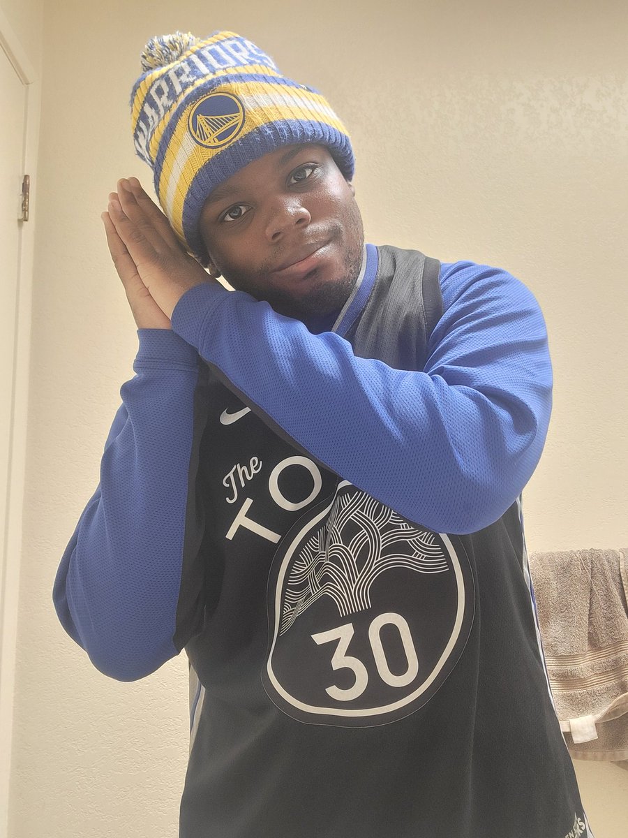 Everybody say WARRRRRRRIORSSSSSS

#DubNation #WARRRRRRRIORS