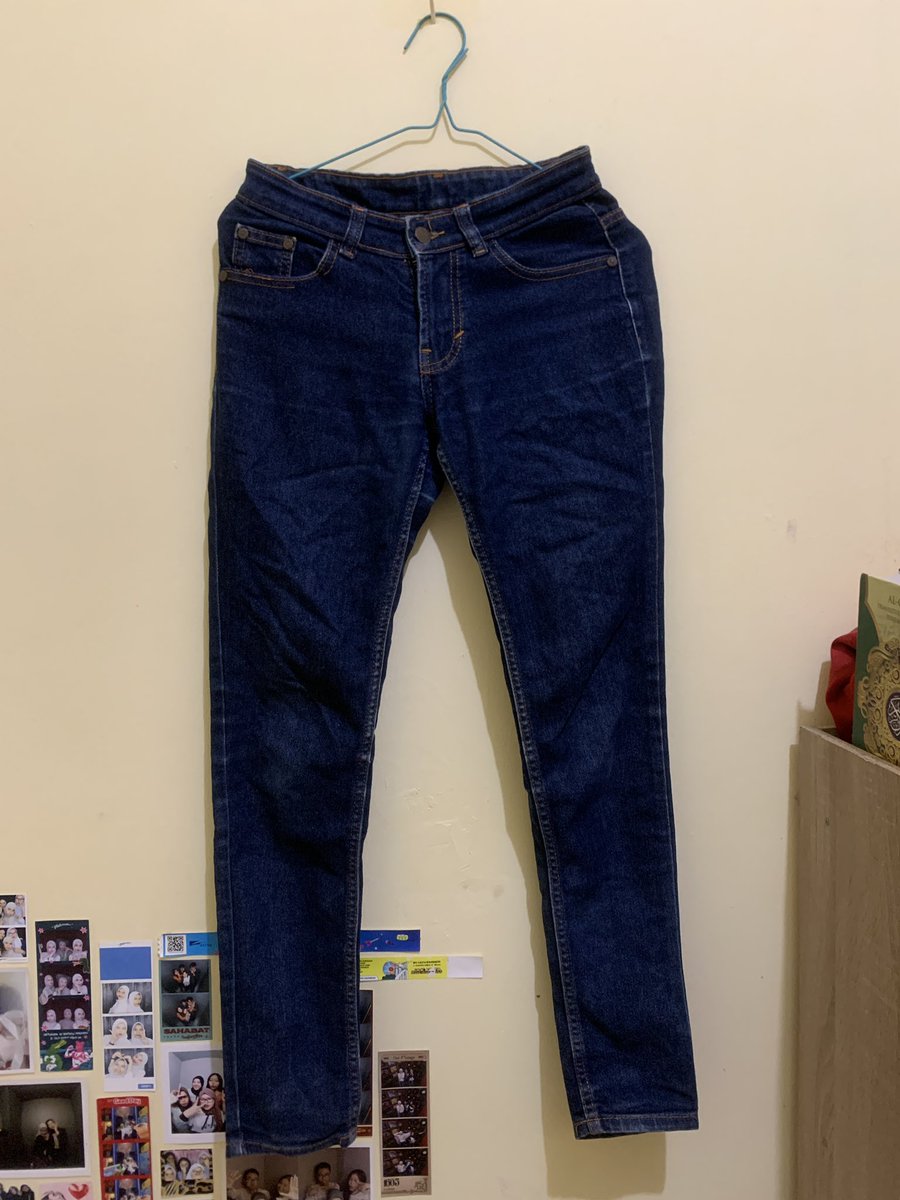 prettyeloraa!♡ tweet media