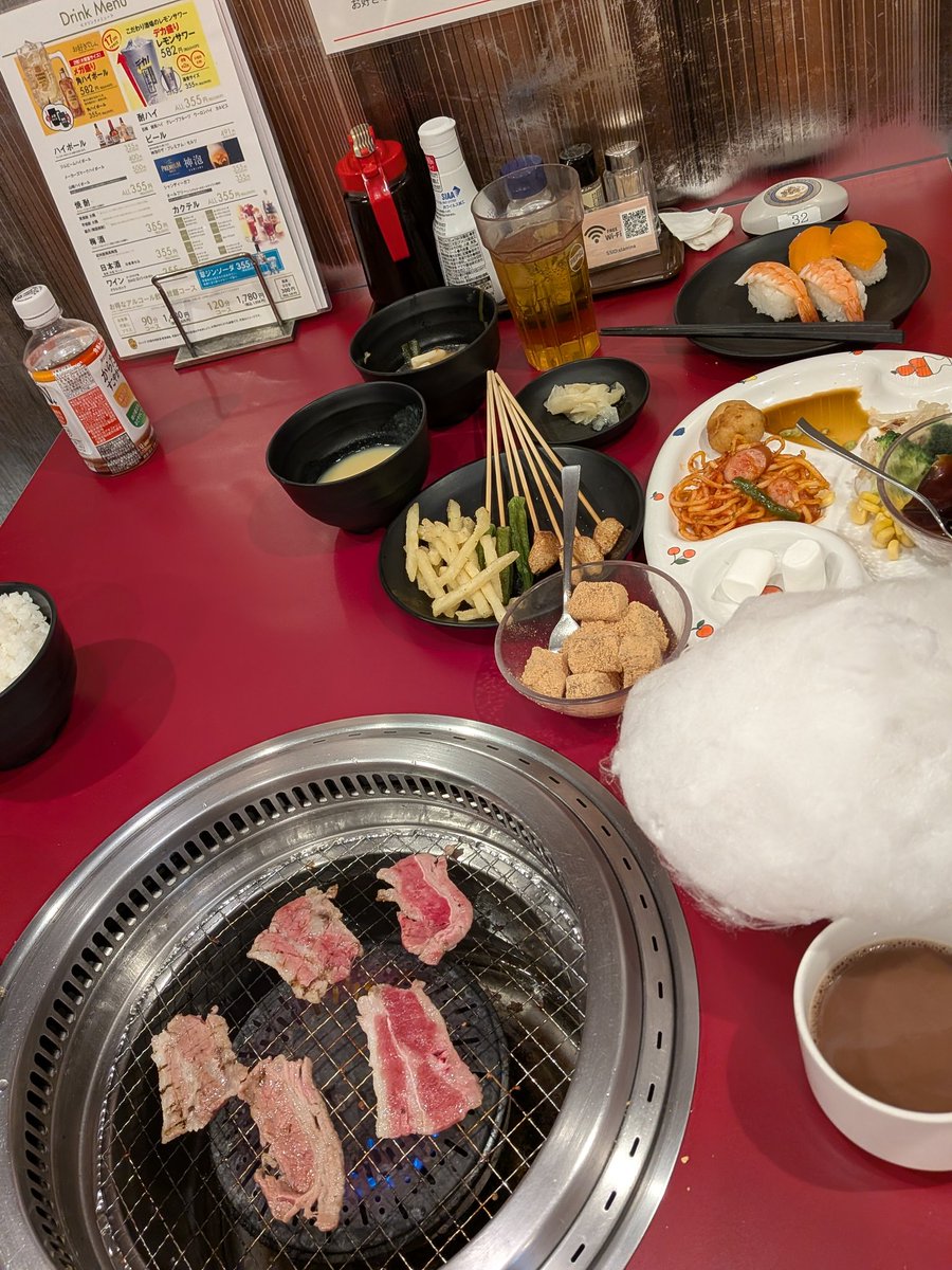 まりごん tweet media