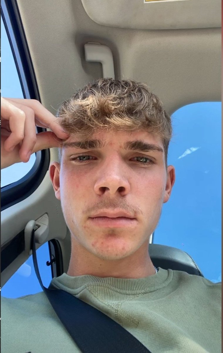 gaytwinkk03's tweet image. Hmu to see more of him #twink #fit #gay #bi