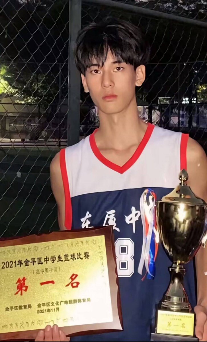 同嘉男模连锁 tweet media