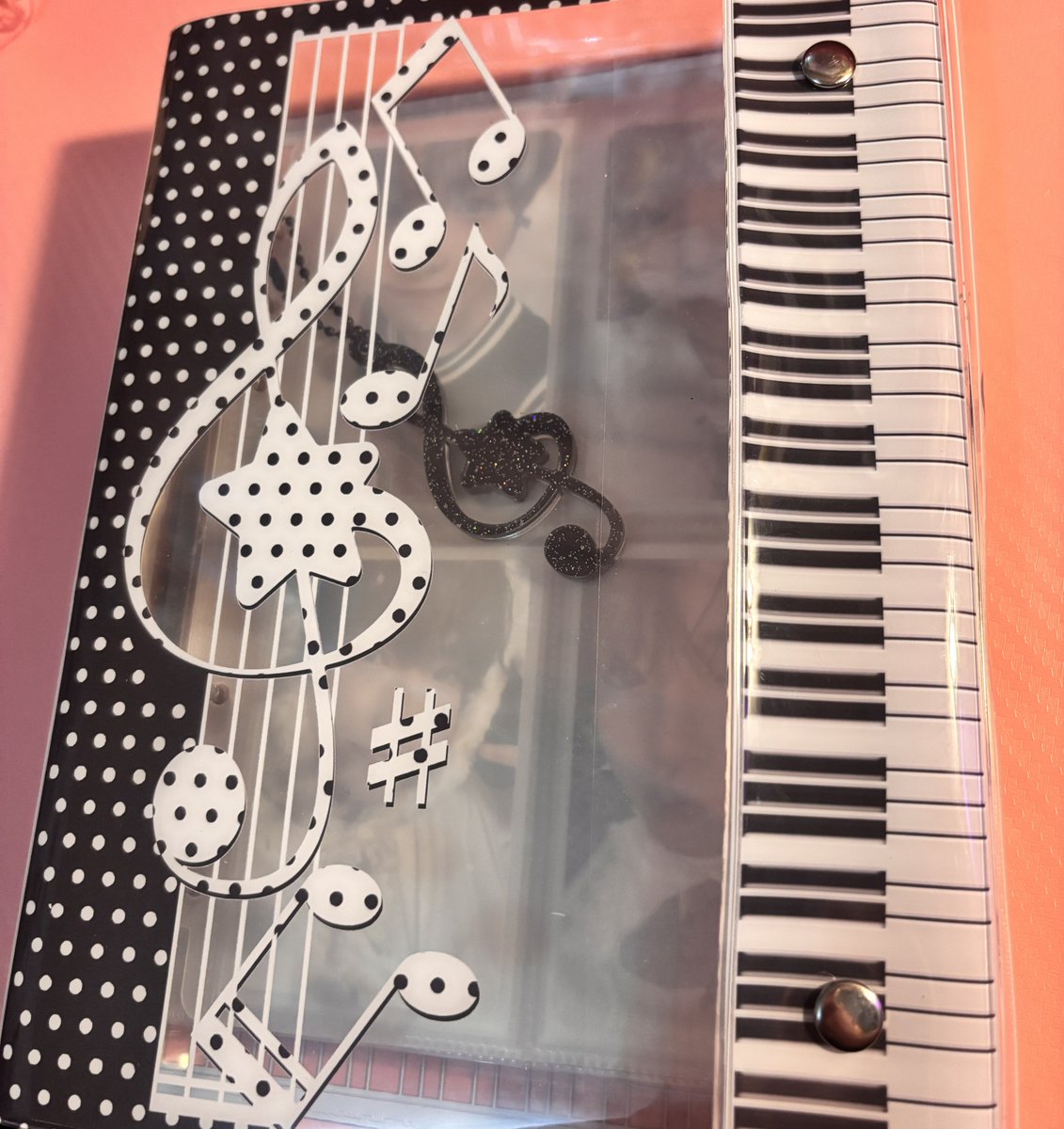 vale💛🩷 tweet media