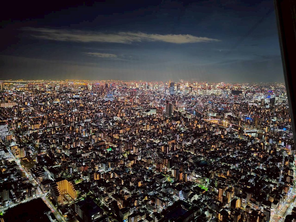 cfc680330's tweet photo. #日本 #東京 #晴空塔
#Japan #Tokyo #TokyoSkytree
當妳帶第一次
到東京的朋友
晴空塔是避不掉的行程 https://t.co/buPCOeDcW7