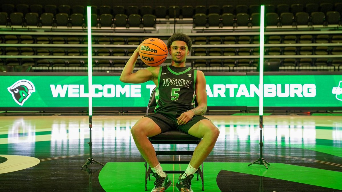 Jalyn_1k tweet media