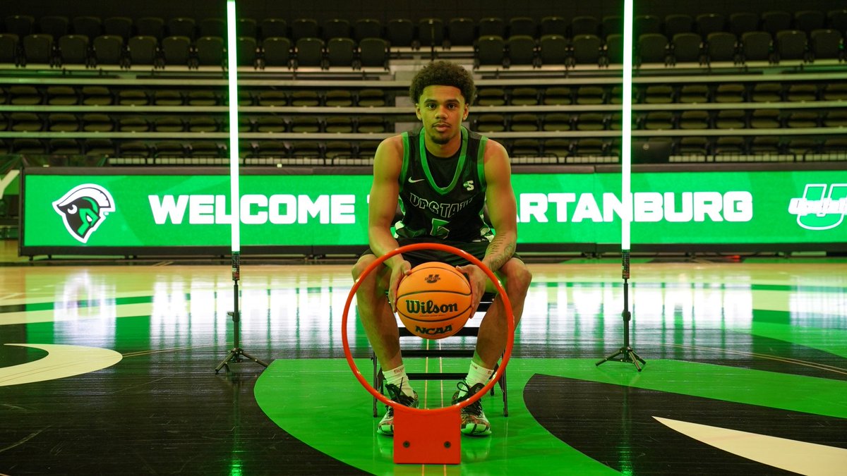 Jalyn_1k tweet media