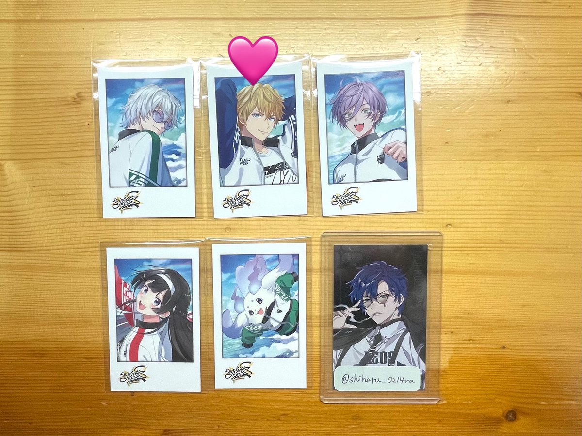 シハル tweet media