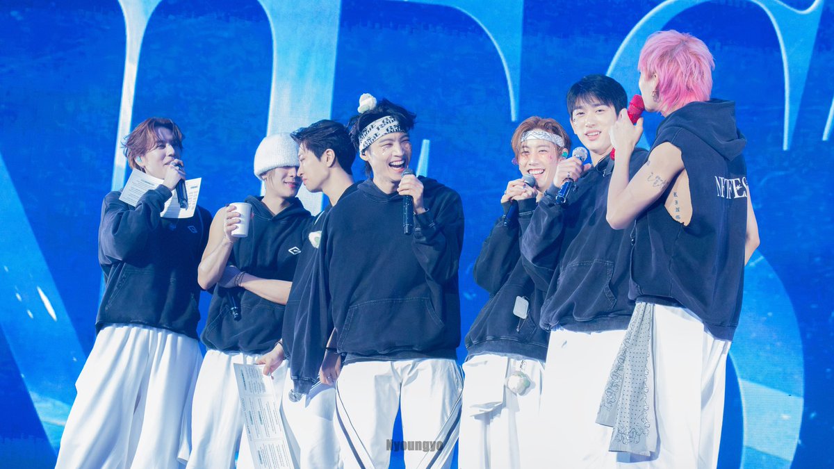 Good morning GOT7💚

#마크 #MARK <a href="/marktuan/">Mark Tuan</a> 
#제이비 #JAYB <a href="/defjaybkr/">JAY B</a>
#잭슨 #JacksonWang  <a href="/JacksonWang852/">Jackson Wang</a> 
#진영 #JINYOUNG <a href="/JINYOUNG/">박진영</a>  
#영재 #YOUNGJAE  <a href="/ChoiArs_YJ/">YOUNGJAE</a>
#뱀뱀 #BAMBAM <a href="/BamBam1A/">BamBam</a> 
#유겸 #YUGYEOM <a href="/yugyeom/">김유겸</a>  
#IGOT7 #GOT7 #갓세븐 <a href="/GOT7/">GOT7 (갓세븐)</a>
