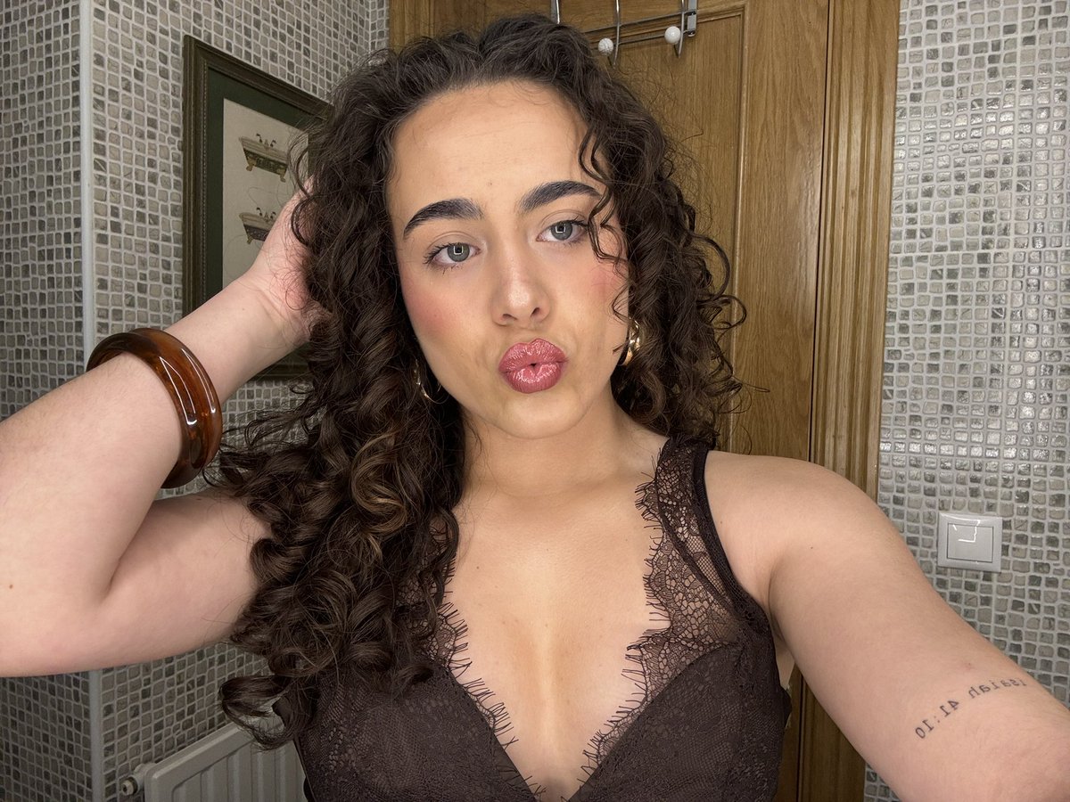 daniela🇪🇸🇵🇸 tweet media