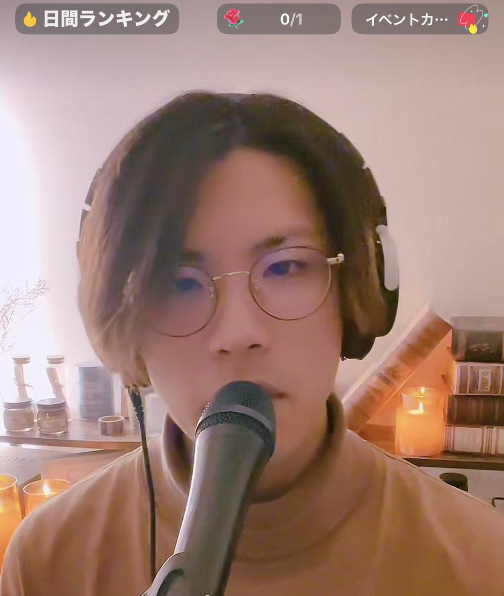 zhNEL4SzNBTcok3's tweet photo. クリニック通院日記
(521) 4/16(木)そのニ
20:00〜
🎸#佐伯幸士朗🎸くんのTikTokライブを聞きました🙋♀️
「リクエストあれば、うたいます🙋♂️」ということだったので、
「#ONE OK ROCK」の
🎵💖#Whenever you are💖🎵
お願いしちゃいました🙋♀️
素晴らしい声💕🙆♀️でした。
写真は、メガネに青い光が反射してうまく撮れません🤷♀️
後半2枚は、先週撮ったもの📸