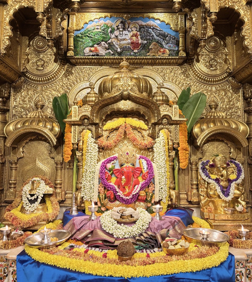 🙏 गणपती  बाप्पा मोरया 🌺मंगलमूर्ती मोरया 🙏१८/०४/२०२६
🙏Ganapati Bappa Moraya 🌺 Mangalmurti Moraya  🙏18/04/2026