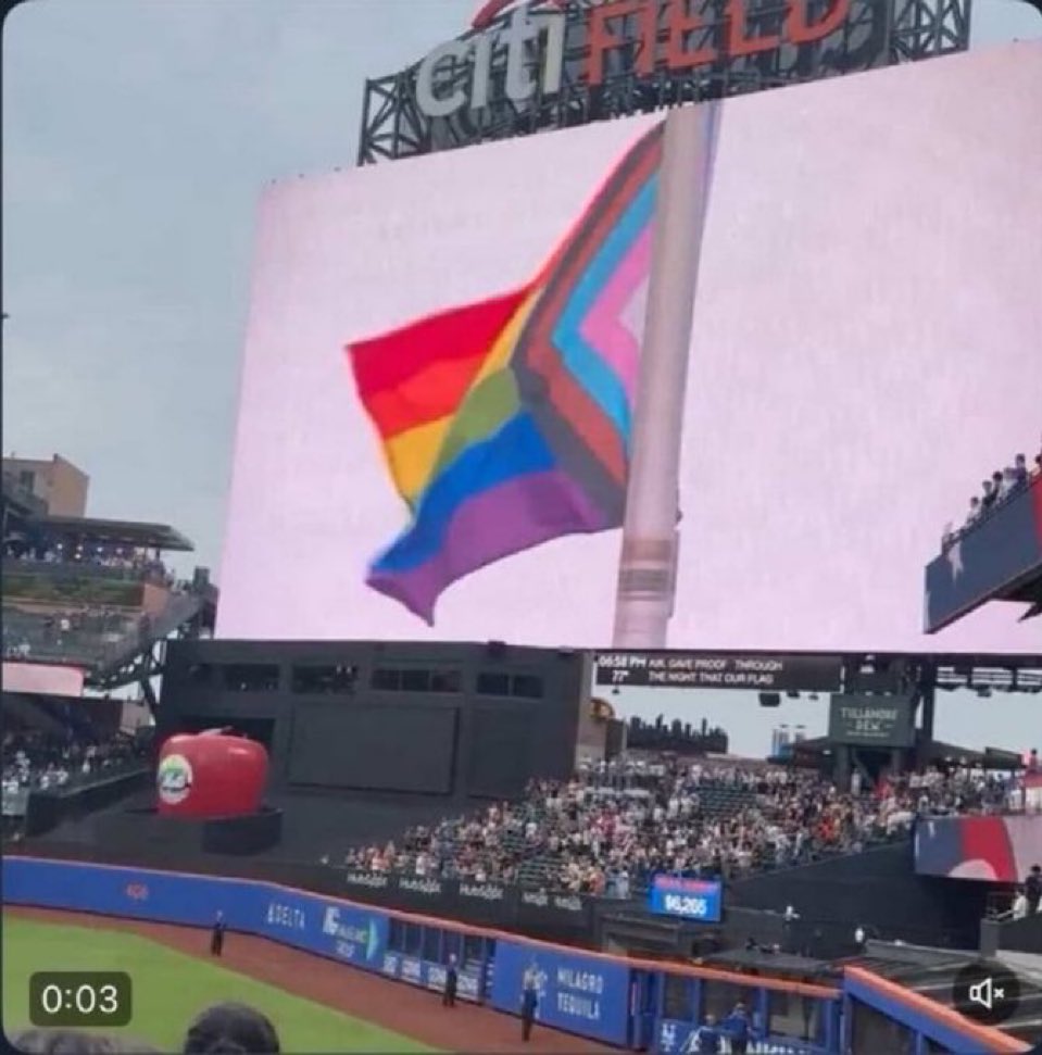 Miles Commodore tweet media