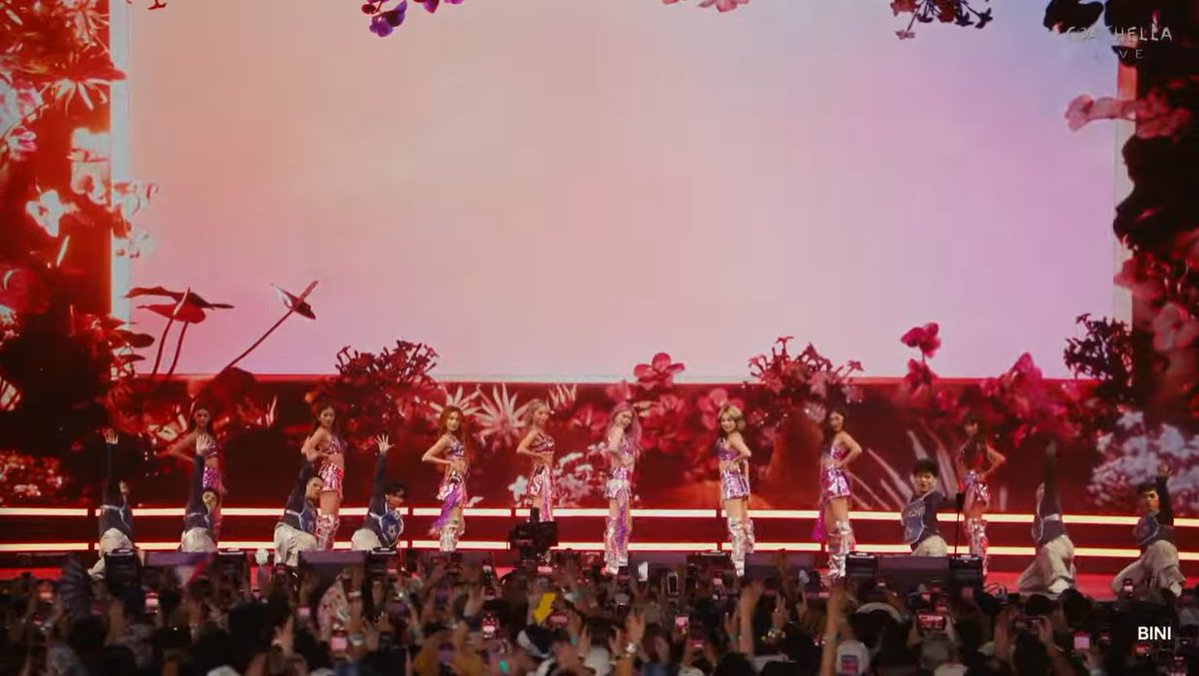 BINI brings the Philippine islands to Coachella with their tropical set featuring "Blush," "Bikini," and their megahit "Pantropiko!"

Catch Coachella live RIGHT NOW: youtube.com/live/cYT79Dp0W…

#PULPMagazine #BINI #Coachella2026 #BINI_CoachellaWk2 #BINICHELLA