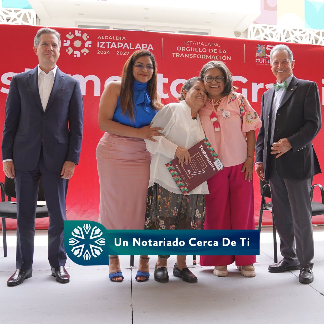 colegionotarios's tweet photo. Un #Testamento asegura que tú y quien tú decidas disfruten de tu patrimonio, evitando conflictos familiares.
 
Por ello, en el @colegionotarios tenemos el compromiso de colaborar con la @Alc_Iztapalapa para lograr el fin último, que es dar #CertezaJurídica, tranquilidad y paz a las familias capitalinas. 

Hoy los Nots. Alfonso Zermeño Infante, Presidente de la Comisión de Vinculación y Territorio, en representación del Mtro. Víctor Rafael Aguilar Molina, Presidente del consejo del @colegionotarios y Guillermo Escamilla Narváez, titular de la notaría 243, refrendaron dicho compromiso acompañando a la Alcaldesa de Iztapalapa, @ALEIDAALAVEZ, en la entrega de este #InstrumentoNotarial a los habitantes de la Alcaldía. 

#TuConfianzaNuestroMayorCompromiso #CiudadanosProtegidos