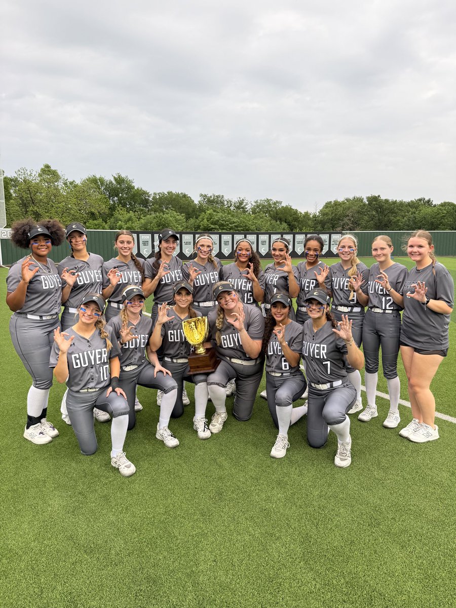 Guyer Softball tweet media