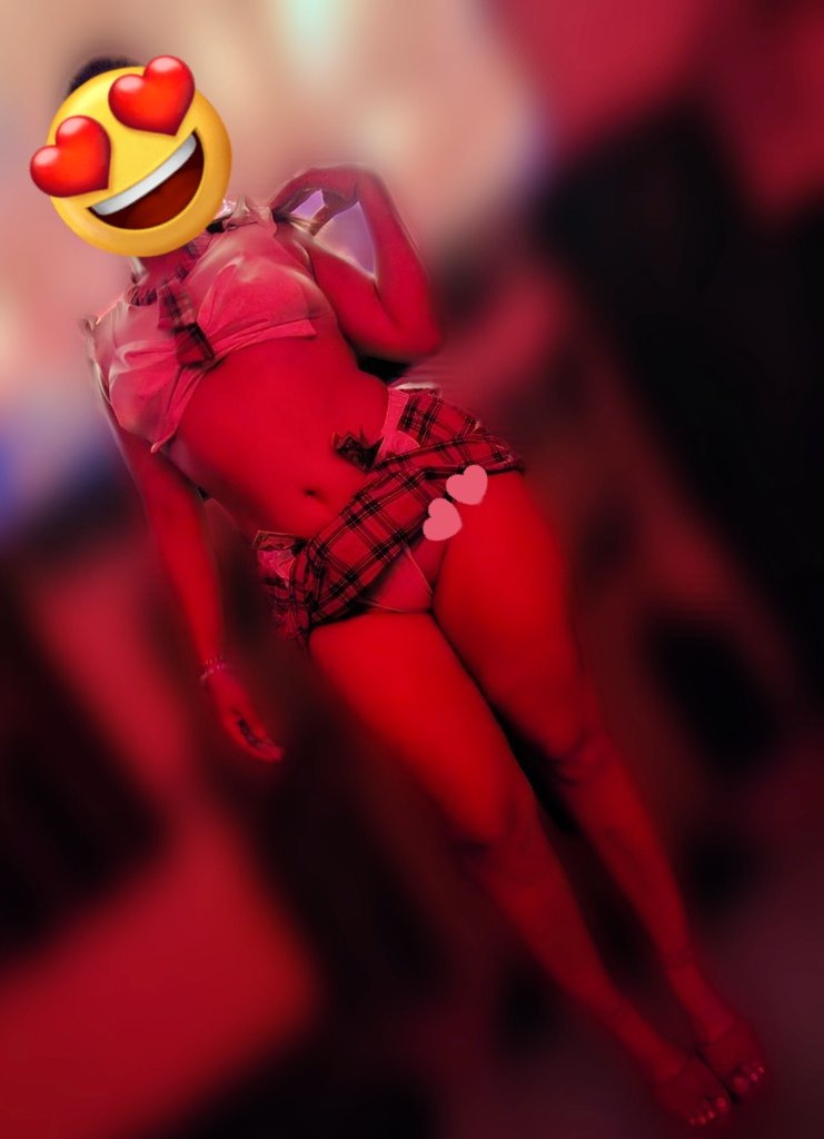 PAREJA SW. tweet media