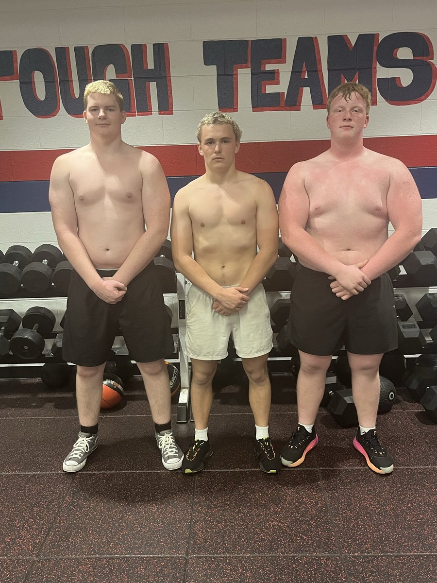 JMcclellan1334's tweet image. Happy to be named Dawg of the week by my coaches this week.  

Finished wrestling season at 225, currently 240.  I'll get those next 20 lbs by season.  Hitting another growth spurt according to Doc this week. 

Proud to hit PRs in bench, squat, and hang clean this week.

#grind