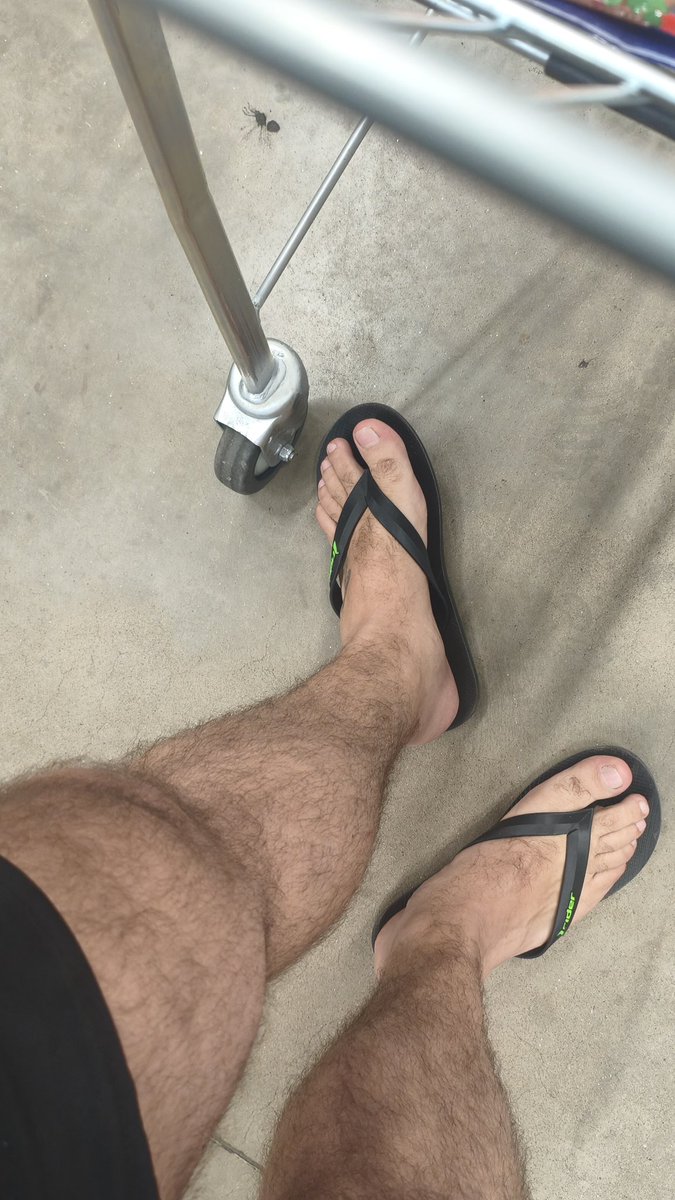 ma_petroline's tweet image. Só eu que não gosto de ir ao supermercado? 
#feet