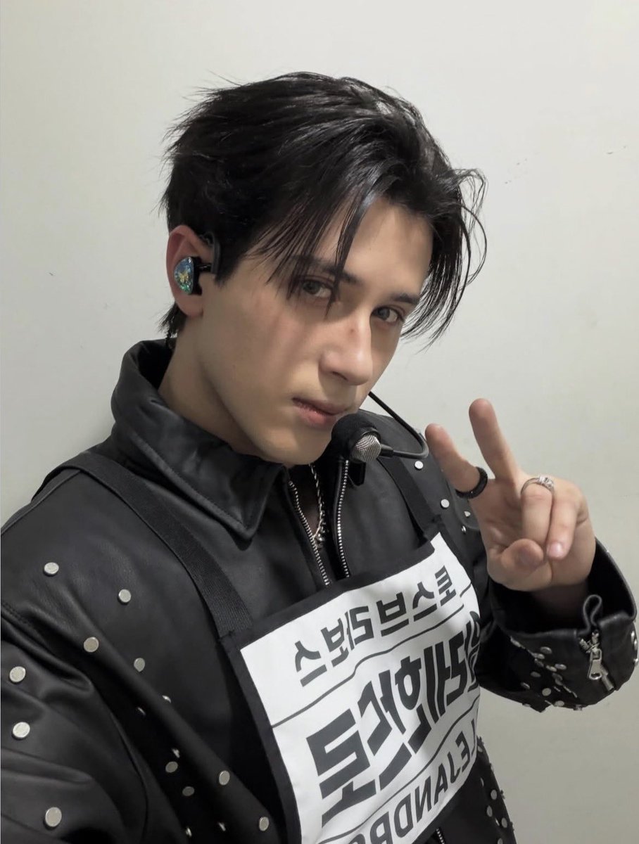 sara 🪽DUAL tweet media