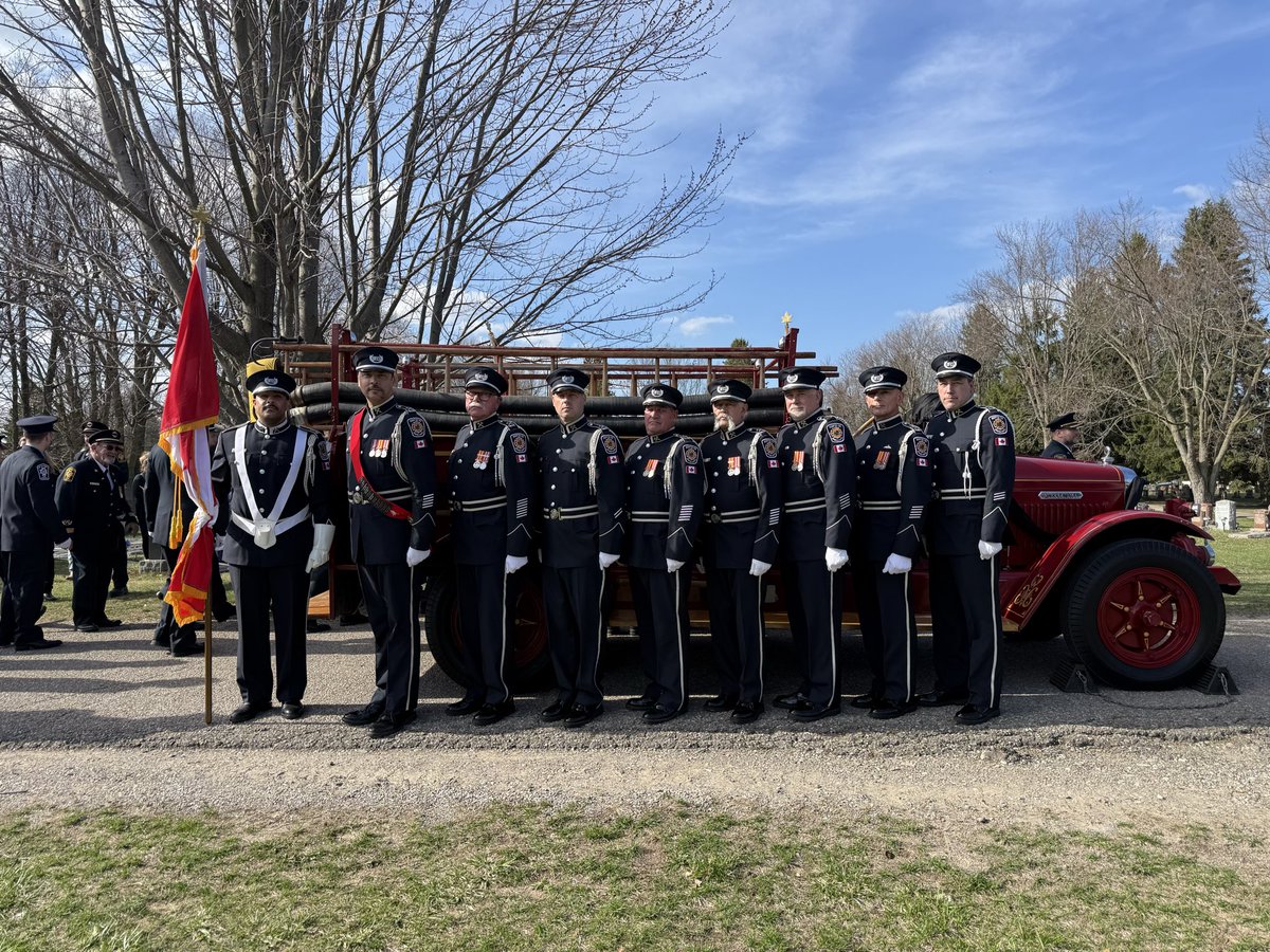 BFES Honour Guard tweet media