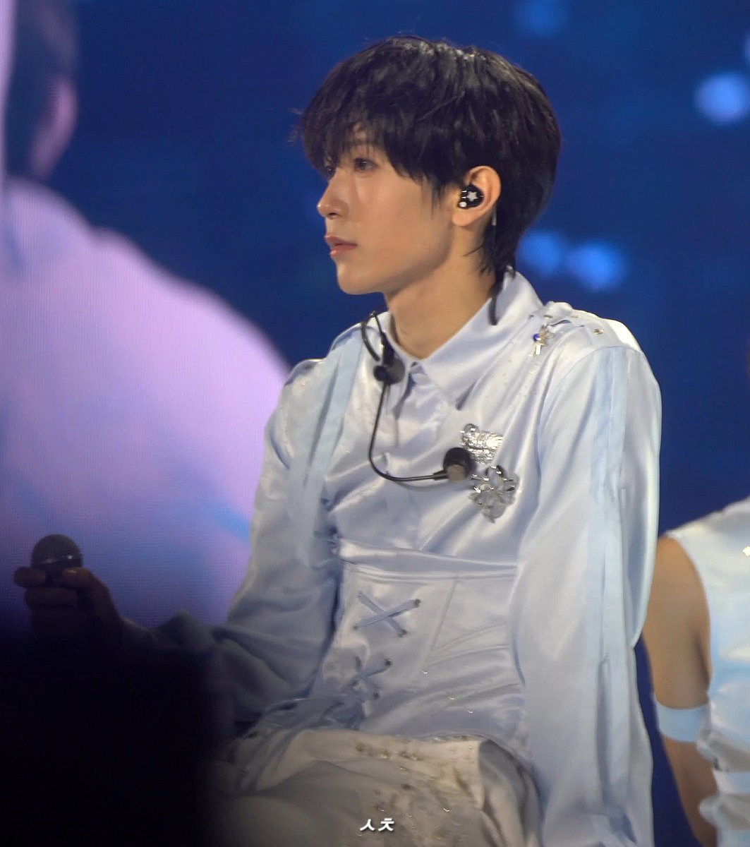 ㅅㅊഒ tweet media