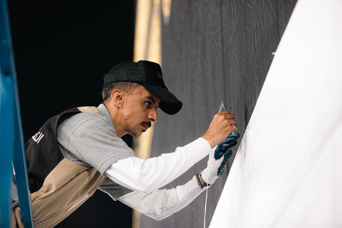 الراي tweet media