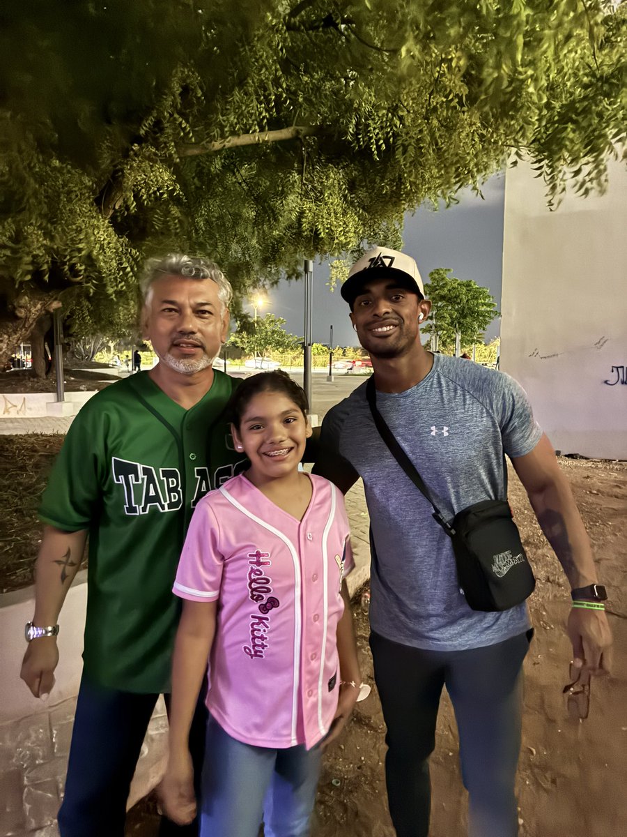 isclopezt's tweet photo. Vamos @OlmecasTabasco Randy Romero https://t.co/A4HaIo5xDP