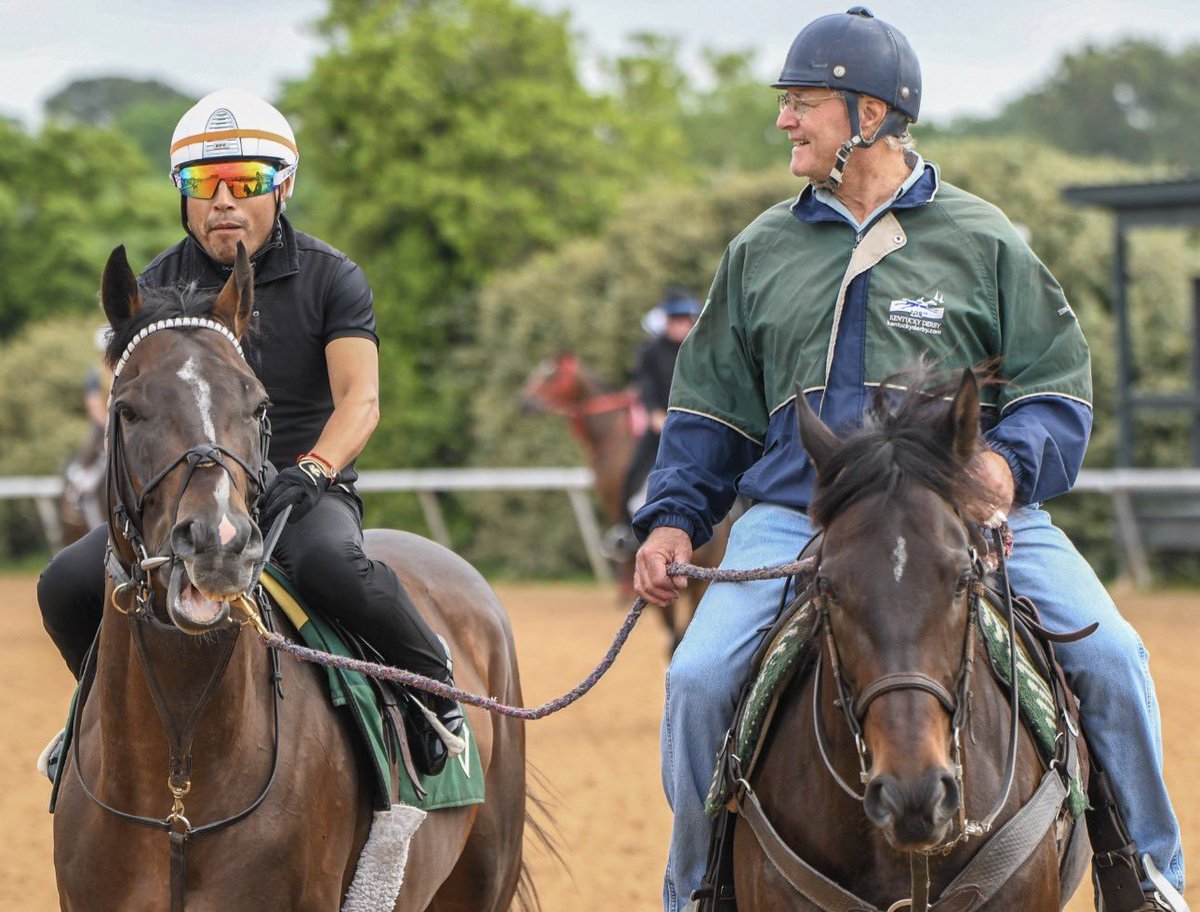 suscripcion01's tweet image. #Todo listo SOVEREIGNTY bajó supervisión en pista de su entrenador Bill Mott El crack del @godolphin reaparece mañana en el Oaklawn Handicap(GR.2) $1,250,000 en @OaklawnRacing y enfrentará a cinco rivales entre ellos White Abarrio y Journalism.@suscripcion01