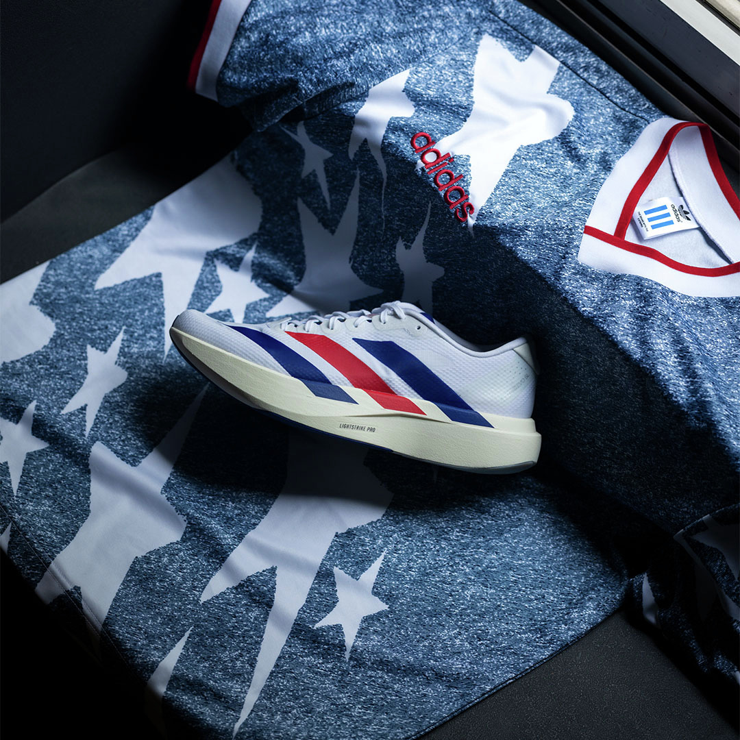 soccershop_kamo's tweet image. 各国代表カラーを纏ったランニングシューズ👟🌍

記録を塗り替えたEVO 1にインスパイアされた『ADIZERO EVO SL WOVEN M』。汎用性と高いパフォーマンスを兼ね備え、本格派ランナーにもオススメの一足。

詳細はこちら🔽
x.gd/0APr7

#adidas 
#KAMO