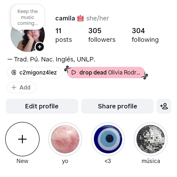 camila 🧛‍♀️ tweet media