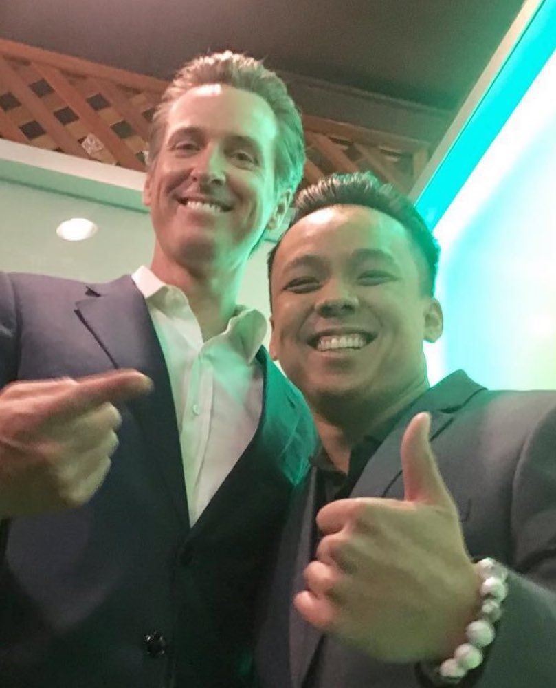 AnnieGlazers's tweet image. David Duong also was buds with Gavin Newsom.