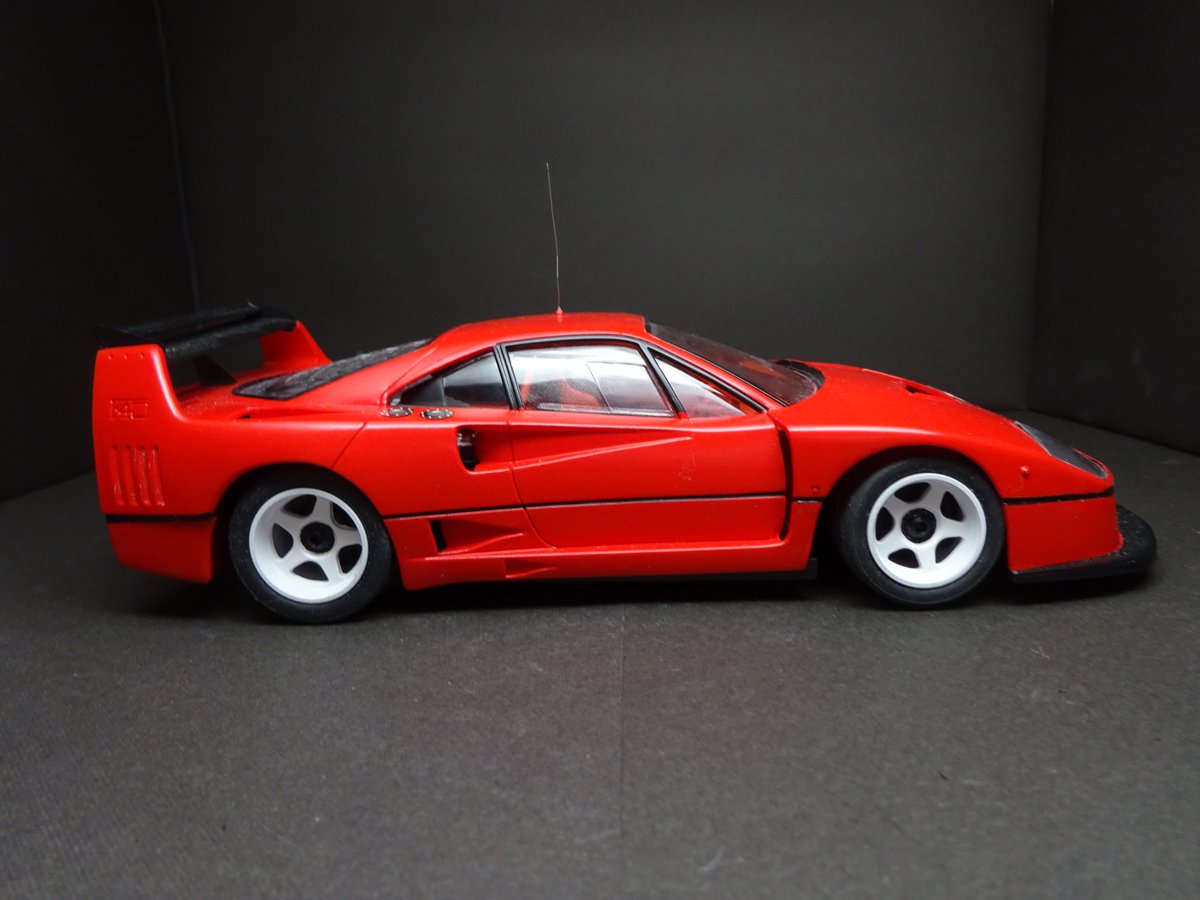 9fUM8tZL9WczczB's tweet image. #plasticmodel #scalemodel #プラモデル #プラモ #カーモデル #フジミ #FUJIMI #124scale #Ferrari #F40LM
