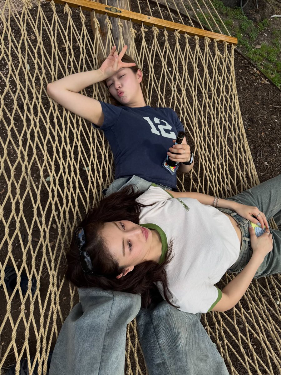 JIHYO SAID IT'S LIKE A HONEYMOON WITH JEONGYEON 🥹