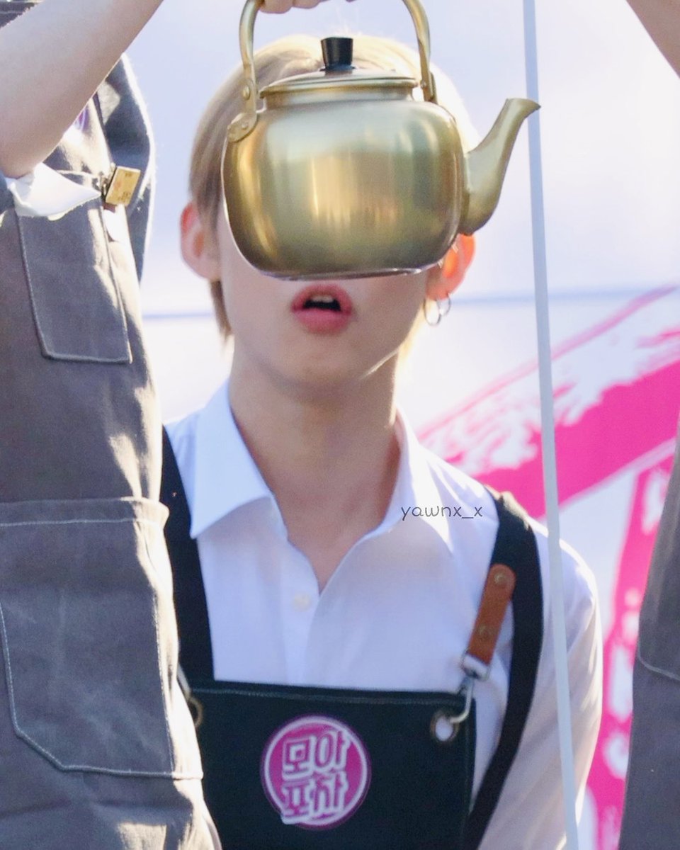 silly yeonjun tweet media