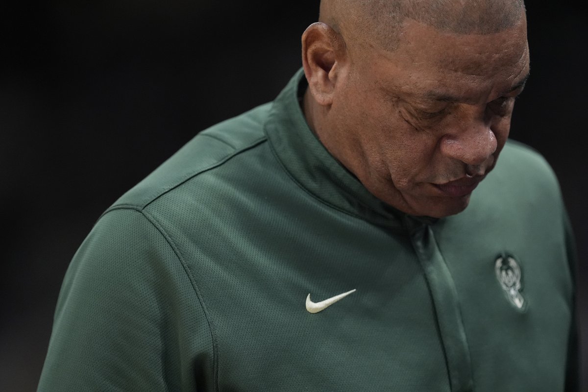 CGTNSportsScene's tweet photo. 🏀Legendary #NBA coach #DocRivers announced his retirement!
🗣“I’m done…I’ve given 40‑plus years with no time off. I just wanted a break.”
✅2008 title with #Celtics
✅1,194 regular-season wins
❌#Clippers collapsed
❌#Sixers collapsed
❌#Bucks tenure ends after out of play‑in https://t.co/0Mp3G8pbR6