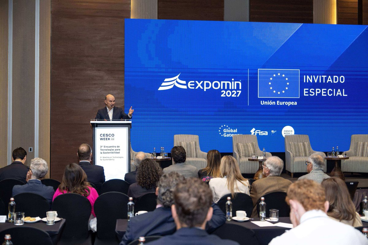 ExpominOFICIAL's tweet photo. La instancia contó con la participación de Mercedes Rodríguez-Sarro, encargada de negocios a.i. de la Unión Europea, y Francisco Sotomayor, director ejecutivo de @ExpominOFICIAL y CEO de @GLeventsChile, quien destacó que la asociación entre actores clave para Chile y la minería global demuestra que juntos se puede llegar más lejos.