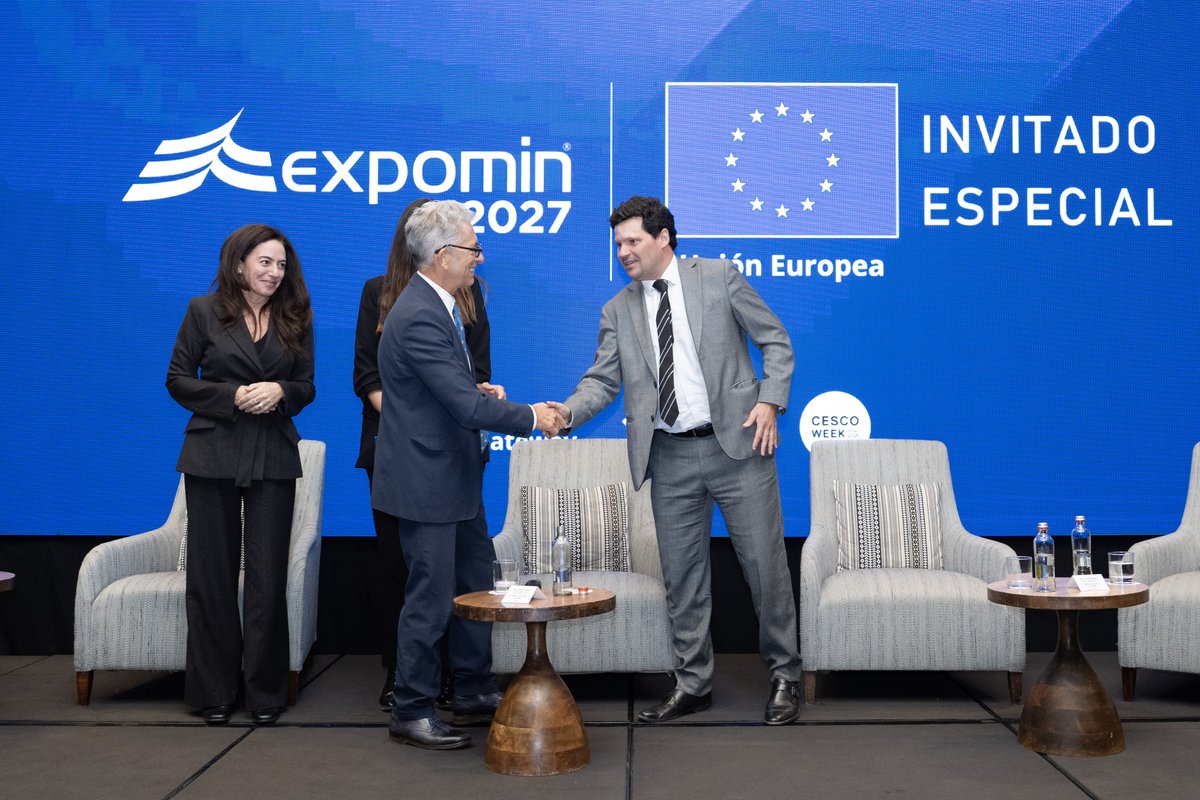 ExpominOFICIAL's tweet photo. La instancia contó con la participación de Mercedes Rodríguez-Sarro, encargada de negocios a.i. de la Unión Europea, y Francisco Sotomayor, director ejecutivo de @ExpominOFICIAL y CEO de @GLeventsChile, quien destacó que la asociación entre actores clave para Chile y la minería global demuestra que juntos se puede llegar más lejos.