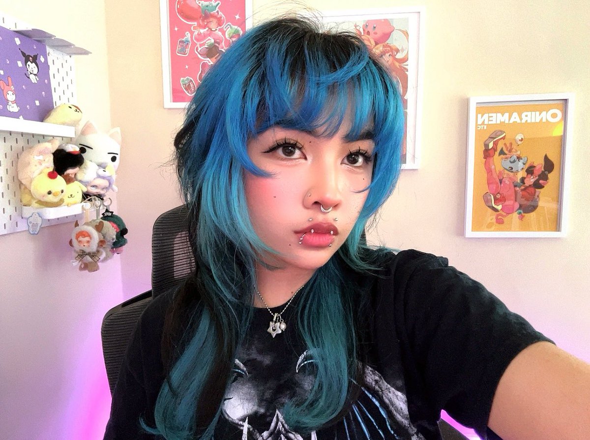 rawrrden's tweet photo. need help picking a new hair color !! https://t.co/dUAwCiMnz3