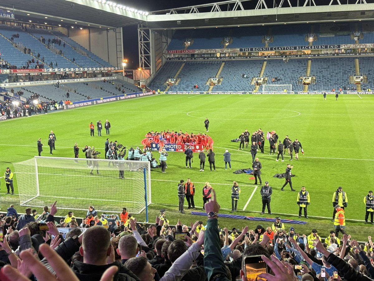 OliJohnRiley's tweet photo. Best night of my life! Don’t tell my wife or kids tho😂😭 #PUSB 

WE ARE PREMIER LEAGUE 🩵🩵🩵 https://t.co/otj2XGEGh9